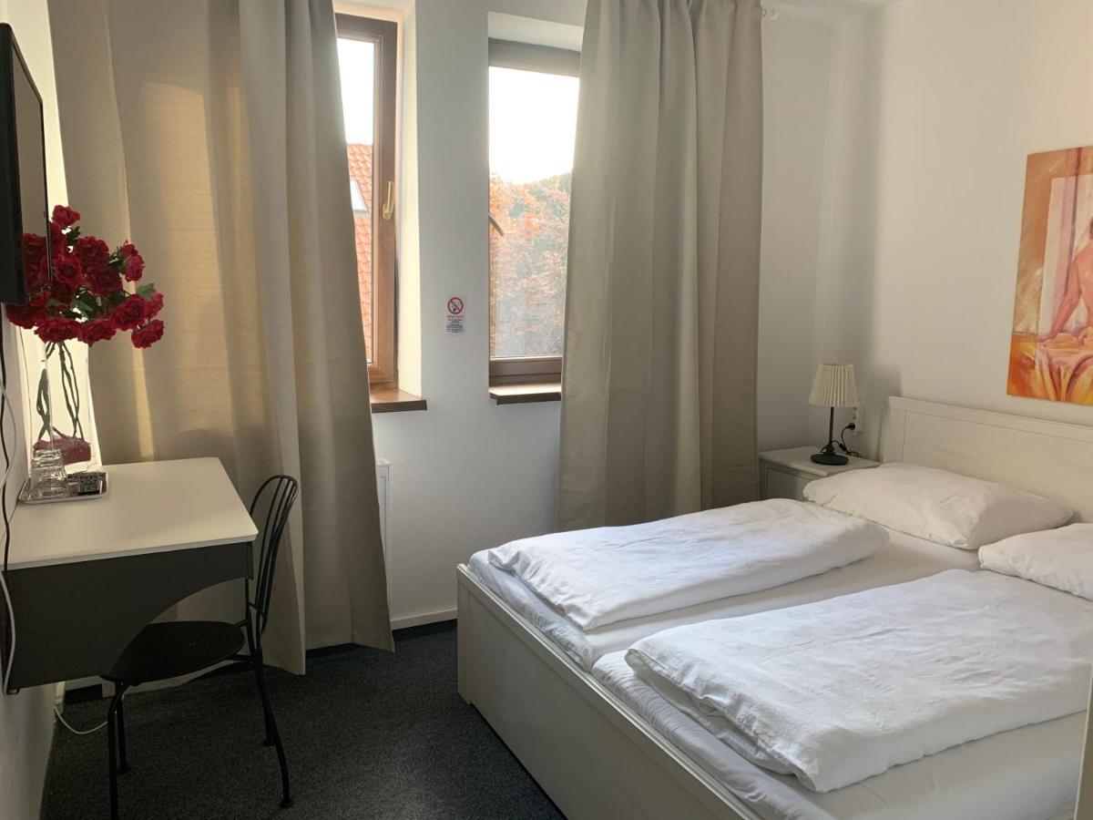 Penzion Holiday Trnava Eksteriør billede